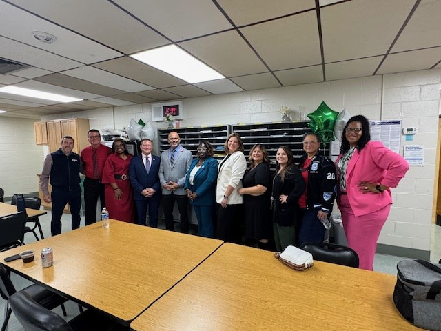 NJEA Leadership Team Visits School No. 3